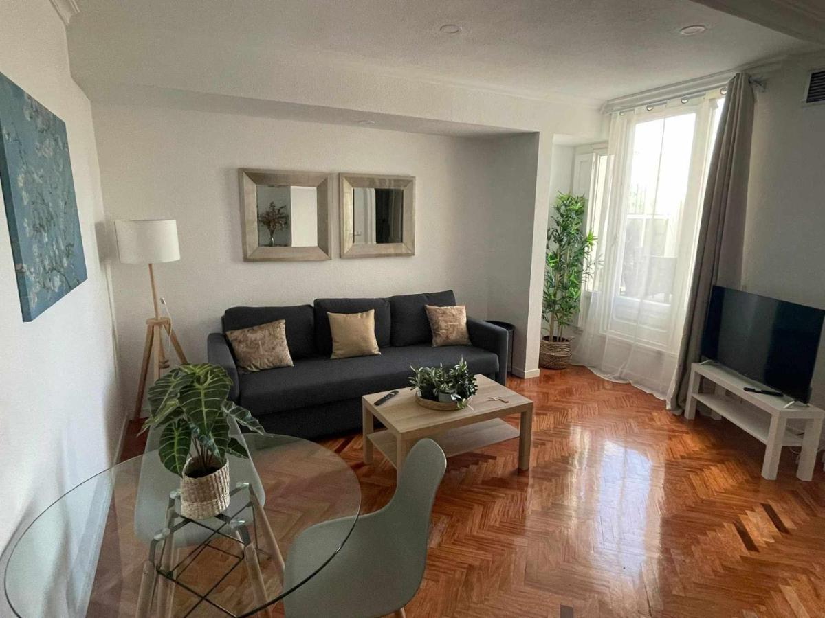מדריד Apartamento Con Terraza Y Vistas Alcalaretiro מראה חיצוני תמונה